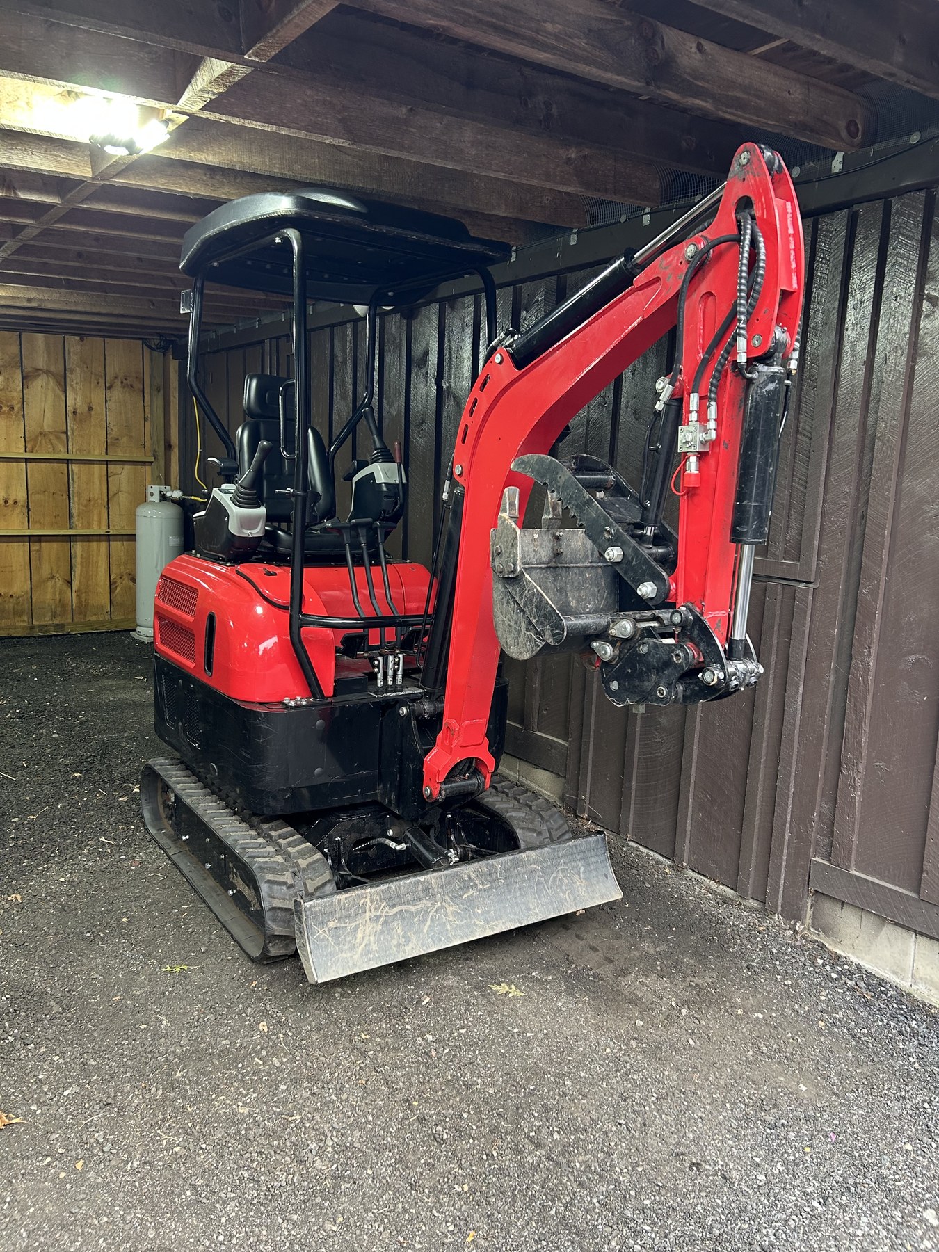 2 ton mini excavator for rent